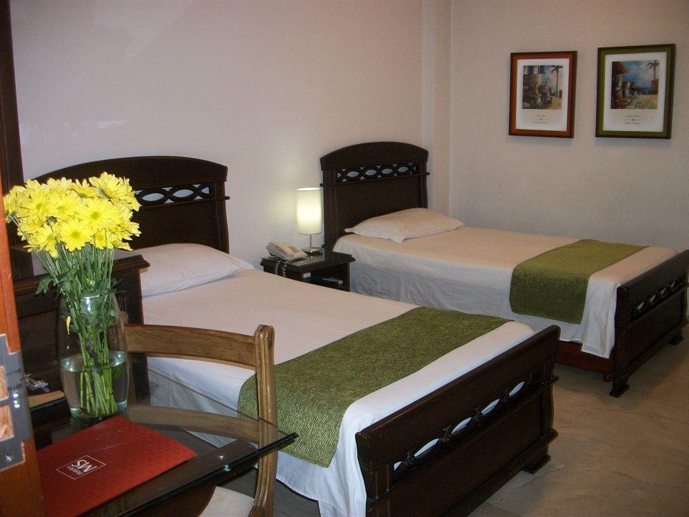 Hotel Castellana Real Cali Kültér fotó