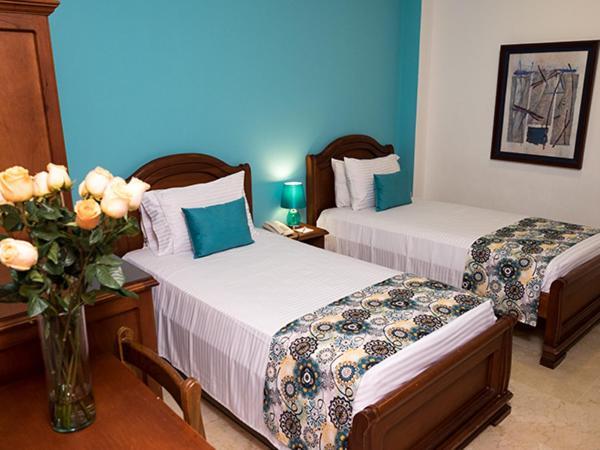 Hotel Castellana Real Cali Kültér fotó
